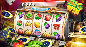 Playtech slot and live-dealer game library on royalhoki